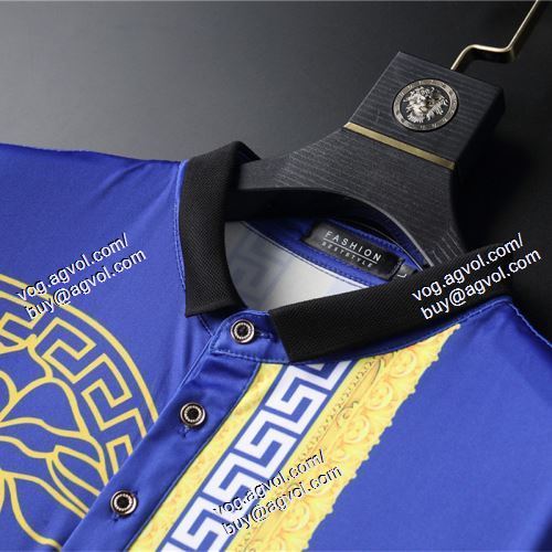  半袖Tシャツ 上下セット 売れ筋！ 2色可選 ヴェルサーチVERSACE 2021春夏 VERSACEブランドスーパーコピー