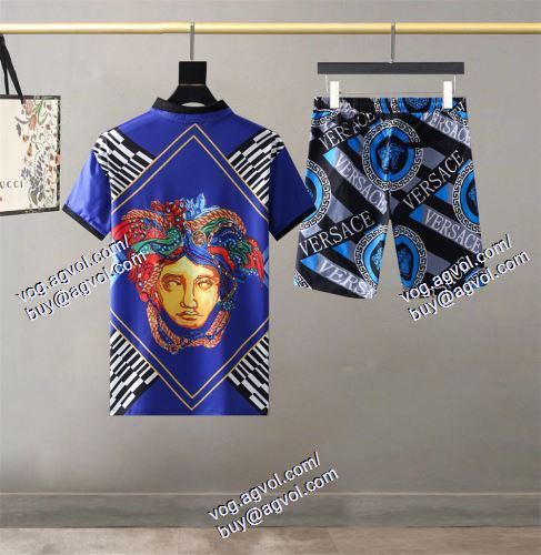  VERSACEブランドコピー 2色可選 半袖Tシャツ 上下セット ヴェルサーチVERSACE 2021春夏 美品！  