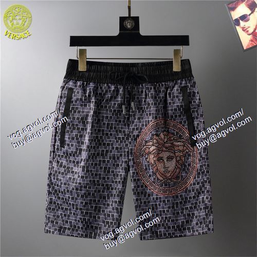  2色可選 半袖Tシャツ 上下セット ヴェルサーチVERSACE 抜群の雰囲気が作れる!  2021春夏 VERSACEブランド コピー