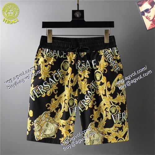  2021春夏 VERSACEコピー 半袖Tシャツ 上下セット ヴェルサーチVERSACE 値下げ！
