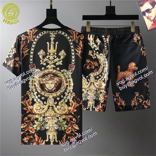  VERSACEブランド 偽物 通販 半袖Tシャツ 上下セット 最旬アイテム ヴェルサーチVERSACE 2021春夏