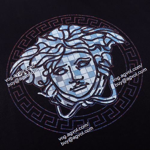  ヴェルサーチVERSACE 2色可選 半袖Tシャツ ～希少 2021春夏 VERSACEブランド コピー