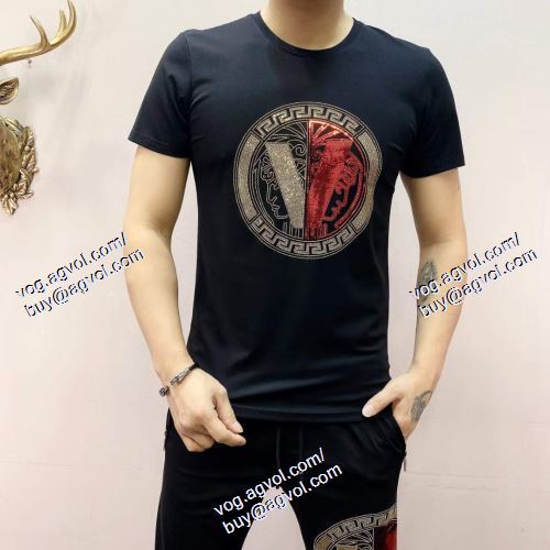  2021春夏 VERSACEコピー 大特価 ヴェルサーチVERSACE 半袖Tシャツ 