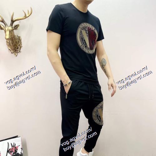  2021春夏 VERSACEコピー 大特価 ヴェルサーチVERSACE 半袖Tシャツ 