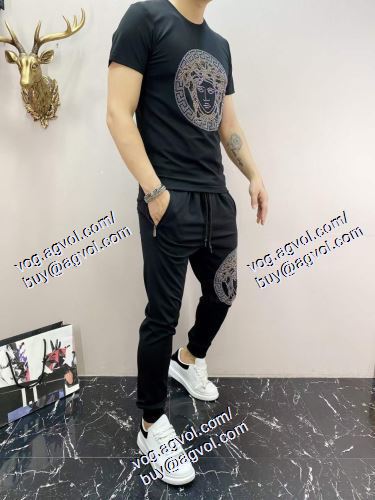  お買得 ヴェルサーチVERSACE 半袖Tシャツ 2021春夏 VERSACEコピー ブランド