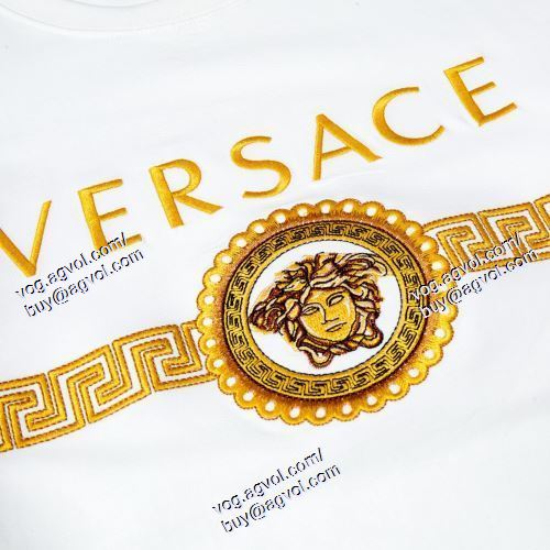  ヴェルサーチVERSACE 2色可選 2021春夏 半袖Tシャツ VERSACEコピーブランド 人気が爆発