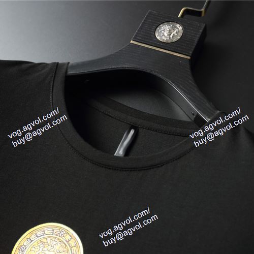  2021春夏 2色可選 VERSACEスーパーコピー 代引 半袖Tシャツ ヴェルサーチVERSACE 欧米韓流/雑誌 