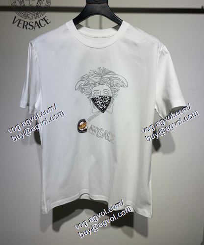  VERSACEブランドコピー 2色可選 ヴェルサーチVERSACE 半袖Tシャツ 売れ筋のいい 2021春夏