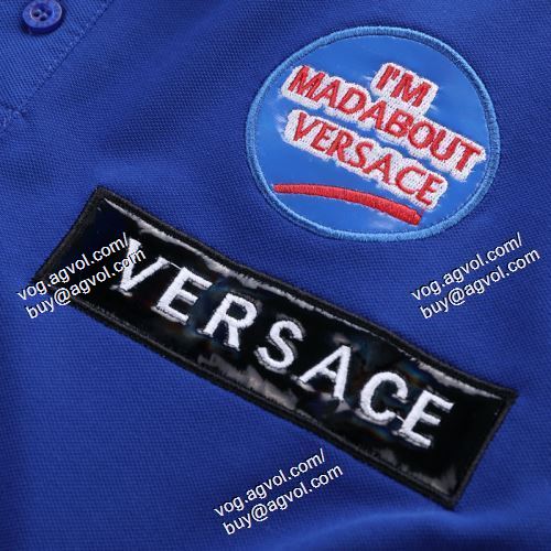  2021春夏 VERSACEコピー 超目玉 ヴェルサーチVERSACE 半袖Tシャツ 3色可選 