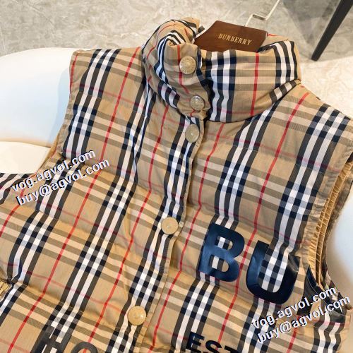 2021秋冬 バーバリー BURBERRY 英字 ダウンジャケット ベスト バーバリーコピー 女性らしい印象 存在感のある 