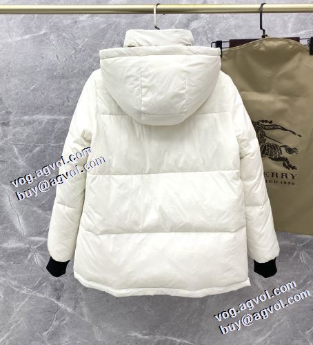 2021秋冬 バーバリー BURBERRY モデル大絶賛? バーバリーブランド 偽物 通販 4色可選 プレミアムダウンコート リバーシブル仕様 ふわふわな感触