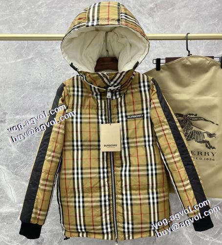 2021秋冬 バーバリー BURBERRY モデル大絶賛? バーバリーブランド 偽物 通販 4色可選 プレミアムダウンコート リバーシブル仕様 ふわふわな感触