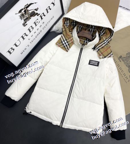2021秋冬 バーバリー BURBERRY モデル大絶賛? バーバリーブランド 偽物 通販 4色可選 プレミアムダウンコート リバーシブル仕様 ふわふわな感触