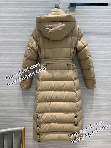 フード部分は取り外し可能 バーバリーコピーブランド 2021秋冬 バーバリー BURBERRY 大人のセンスを感じさせる 2色可選 ダウンジャケット ロングコート