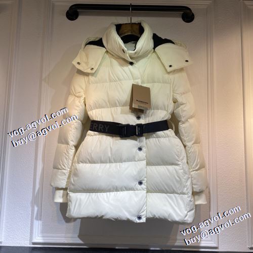 お洒落な存在感 ダウンジャケット ベルトづき 厳しい寒さに耐える 2021秋冬 バーバリー BURBERRY 軽くて暖かい 3色可選