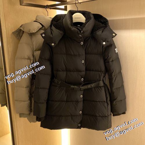 お洒落な存在感 ダウンジャケット ベルトづき 厳しい寒さに耐える 2021秋冬 バーバリー BURBERRY 軽くて暖かい 3色可選
