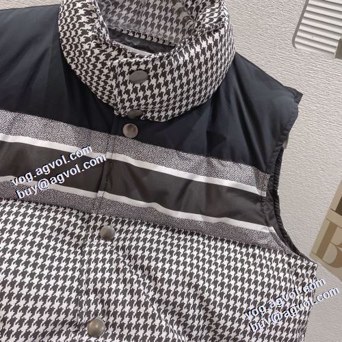 2021秋冬 ディオール DIOR 男女兼用 ダウンジャケット ベスト 人気商品登場 ディオールスーパーコピー 激安 リバーシブル仕様 英字
