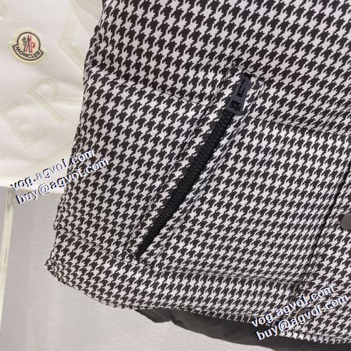 2021秋冬 ディオール DIOR 男女兼用 ダウンジャケット ベスト 人気商品登場 ディオールスーパーコピー 激安 リバーシブル仕様 英字