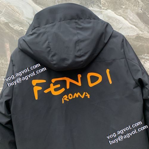 2色可選 存在感のある 2021秋冬 フェンディ FENDI ダウンジャケット 保温効果は抜群 フードづき ポケットづき フェンディスーパーコピー