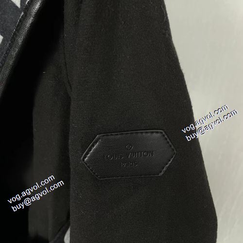 2021秋冬 ルイ ヴィトン LOUIS VUITTON 2色可選 ロングコート 女性らしい印象 ルイ ヴィトンブランドコピー 人気商品登場