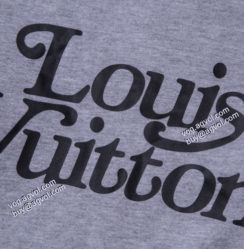 オリジナル プルオーバーパーカー 英字 ルイ ヴィトンブランド 偽物 通販 2021秋冬 ルイ ヴィトン LOUIS VUITTON