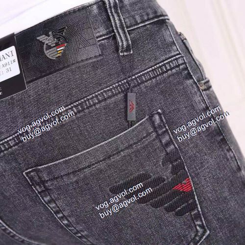  アルマーニ ARMANI レッグラインを引き締めてくれる ARMANIブランドコピー 首胸ロゴ 2021春夏