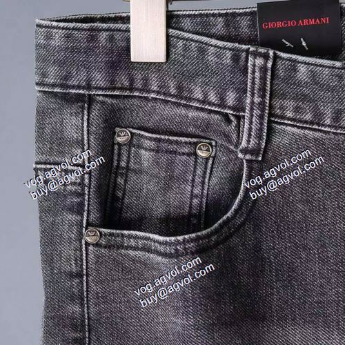  アルマーニ ARMANI レッグラインを引き締めてくれる ARMANIブランドコピー 首胸ロゴ 2021春夏