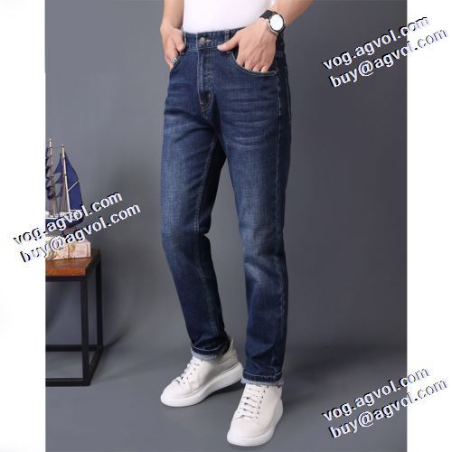 2021秋冬 裾にかけて細くなるテーパード加工 海外セレブ愛用 デニムパンツ 人気新品★超特価★ ストレートデニムパンツ アルマーニスーパーコピー アルマーニ ARMANI