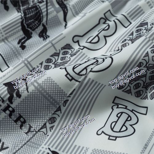  これからの季節の必須ボトムス 2021春夏 BURBERRYブランド 偽物 通販 バーバリー BURBERRY 高級感演出