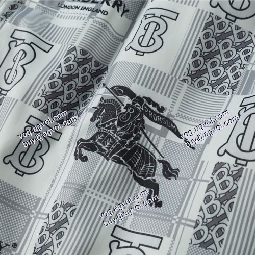  これからの季節の必須ボトムス 2021春夏 BURBERRYブランド 偽物 通販 バーバリー BURBERRY 高級感演出