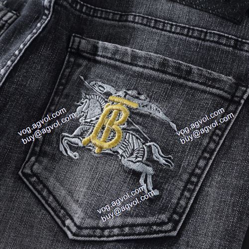  BURBERRYコピーブランド 2021春夏 バーバリー BURBERRY 理想のパンツ 存在感◎ 