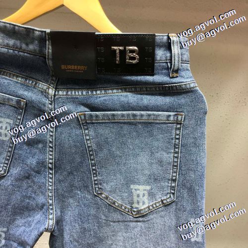 魅力ファッション 2021秋冬 デニムパンツ バーバリー BURBERRY バーバリーコピー ブランド こだわりのオリジナルデニム 伸縮性がある
