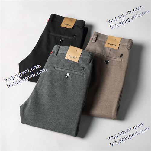 2021秋冬 個性的なデザ バーバリー BURBERRY どんなシーンにもピッタリ これからの季節の必須ボトムス バーバリーブランドスーパーコピー チノパン 3色可選