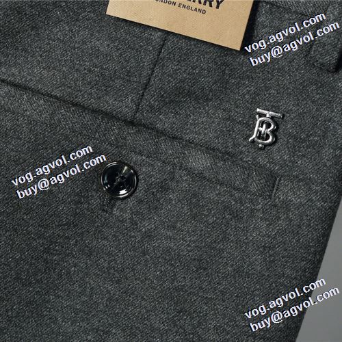 2021秋冬 個性的なデザ バーバリー BURBERRY どんなシーンにもピッタリ これからの季節の必須ボトムス バーバリーブランドスーパーコピー チノパン 3色可選