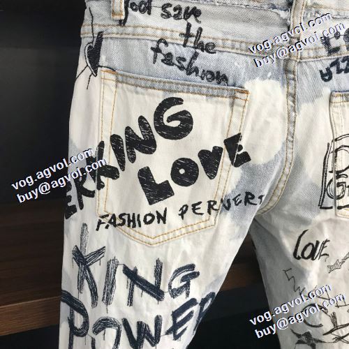 デニムパンツ 2021秋冬 ドルチェ ガッバーナコピー 魔法のデニム 先行販売 ユーズド加工 ビンテージ感溢れる ドルチェ＆ガッバーナ Dolce&Gabbana