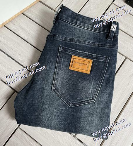 程よい色落ち感 デニムパンツ ドルチェ&ガッバーナコピーブランド 希少価値大！ 絶大な人気を誇る 2021秋冬 ドルチェ＆ガッバーナ Dolce&Gabbana