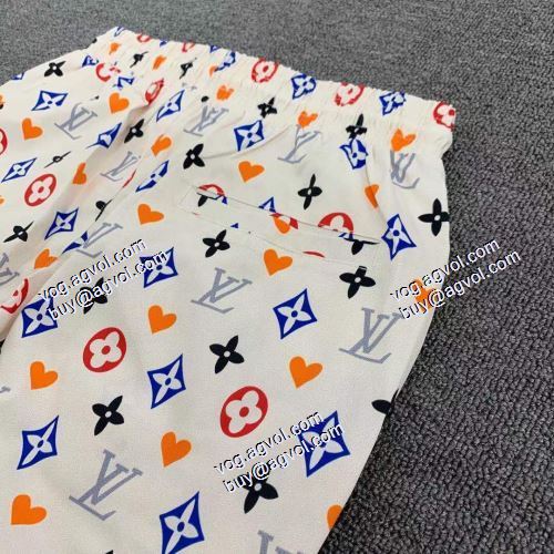  一味違うケーブル編みが魅力満点 ルイ ヴィトン LOUIS VUITTON 2色可選 透け感なし 2021春夏 LOUIS VUITTONスーパーコピー
