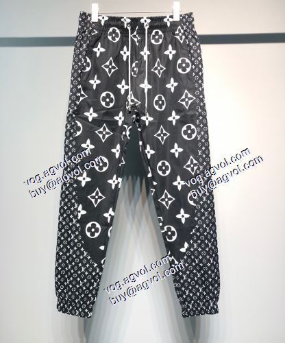  首胸ロゴ 絶妙なルーズ感 2021春夏 ルイ ヴィトン LOUIS VUITTONスーパーコピー 激安 LOUIS VUITTON 2色可選