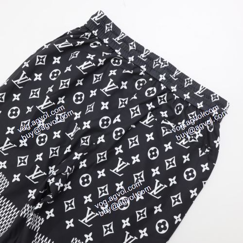  3色可選 ルイ ヴィトン LOUIS VUITTON 2021春夏 ウルトラストレッチ LOUIS VUITTONコピー ブランド ムダな装飾を排したデザイン 