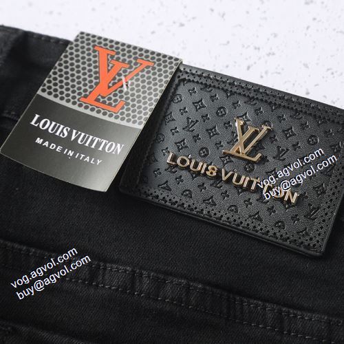 2021秋冬 ルイ ヴィトン LOUIS VUITTON ストレートデニムパンツ 理想のパンツ 豊富なサイズ ルイ ヴィトンブランド 偽物 通販