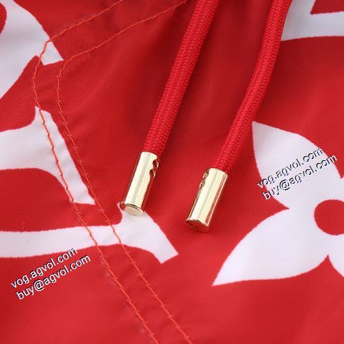 動きやすさの叶えた チノパン ルイ ヴィトンスーパーコピー 激安 個性的 2021秋冬 ルイ ヴィトン LOUIS VUITTON
