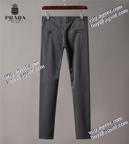 チノパン 2021秋冬 プラダ PRADA プラダスーパーコピー 激安 機能性・耐久性抜群 程よい色落ち感 洗練を十分に演出する 2色可選