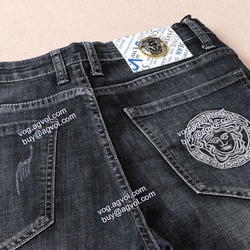  ヴェルサーチVERSACE 2021春夏 VERSACEコピー 人気激売れ 柔らかデニム地