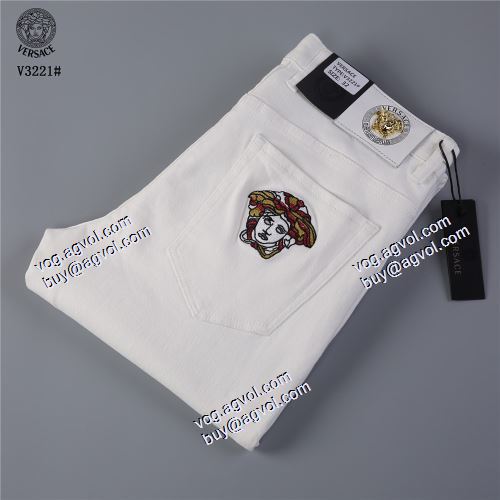  VERSACEブランド 偽物 通販 売れ筋！2021春夏 ヴェルサーチVERSACE シンプル 