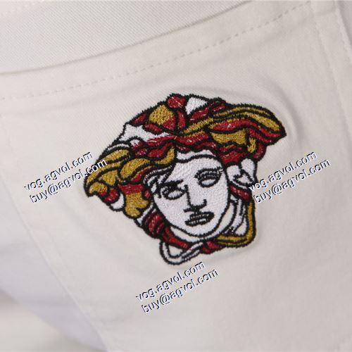  VERSACEブランド 偽物 通販 売れ筋！2021春夏 ヴェルサーチVERSACE シンプル 