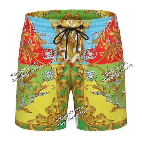  VERSACEコピー 2021春夏 ヴェルサーチVERSACE シンプル 人気商品  