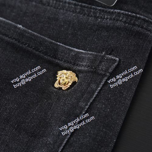  2021春夏 VERSACEコピー ブランド 大人気☆NEW!! ヴェルサーチVERSACE 人気メンズデニム