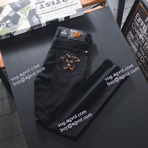  ヴェルサーチVERSACE 2021春夏 理想のパンツ VERSACEブランド 偽物 通販 SALE!今季 
