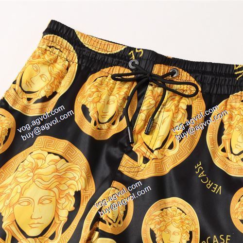  ヴェルサーチVERSACE 完売品！ VERSACEスーパーコピー 代引 耐久性に優れ2021春夏 