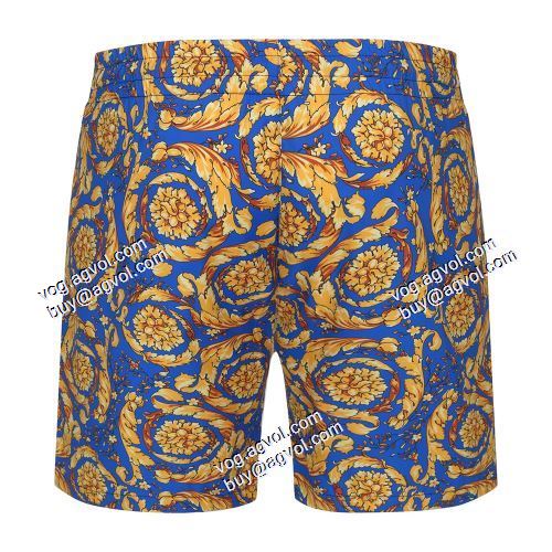  大特価 ヴェルサーチVERSACE 絶大な人気を誇る 2021春夏 VERSACEブランドスーパーコピー